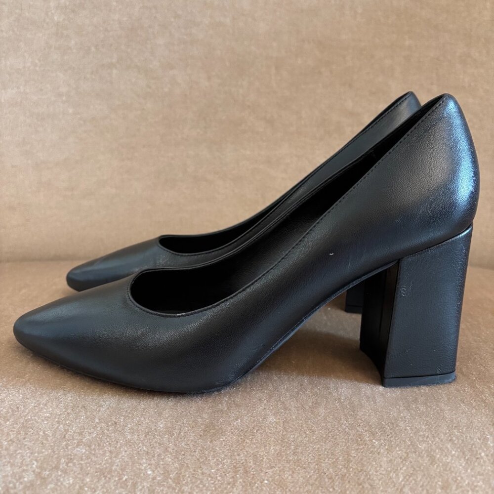 Aquatalia Black Leather waterproof Pumps, Size 9.5M NWOT